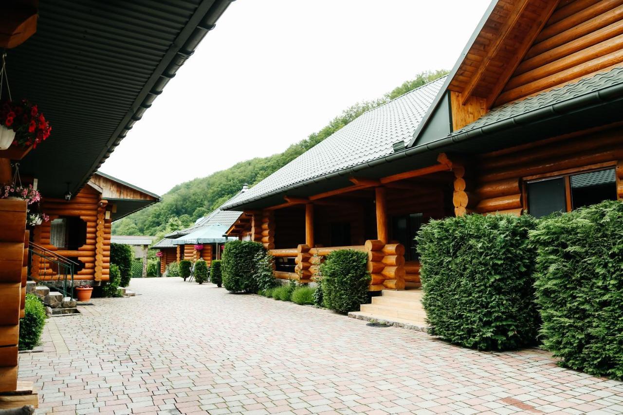 Chudodievo In Chynadievo Mini-Hotel Chynadiyovo Ngoại thất bức ảnh