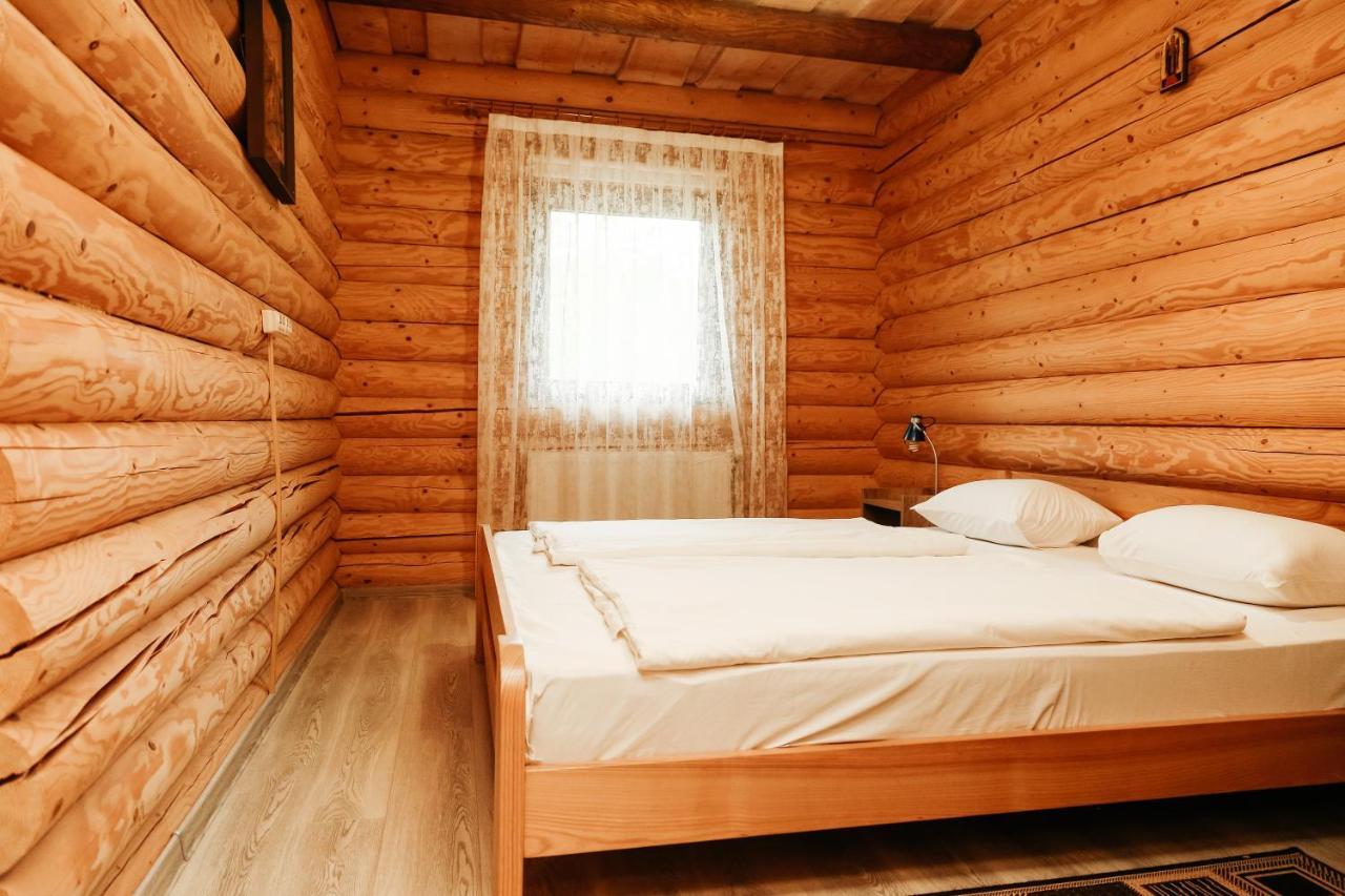 Chudodievo In Chynadievo Mini-Hotel Chynadiyovo Ngoại thất bức ảnh