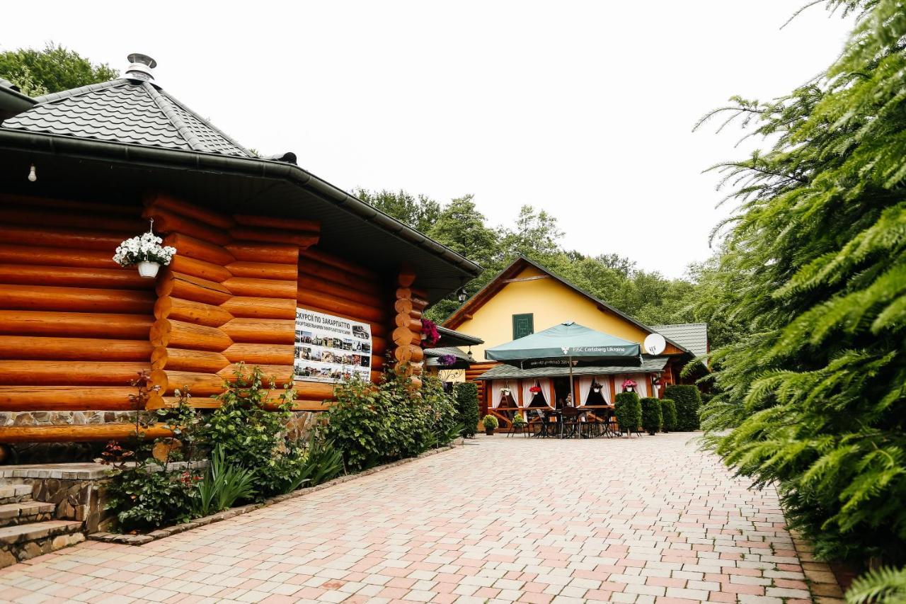Chudodievo In Chynadievo Mini-Hotel Chynadiyovo Ngoại thất bức ảnh
